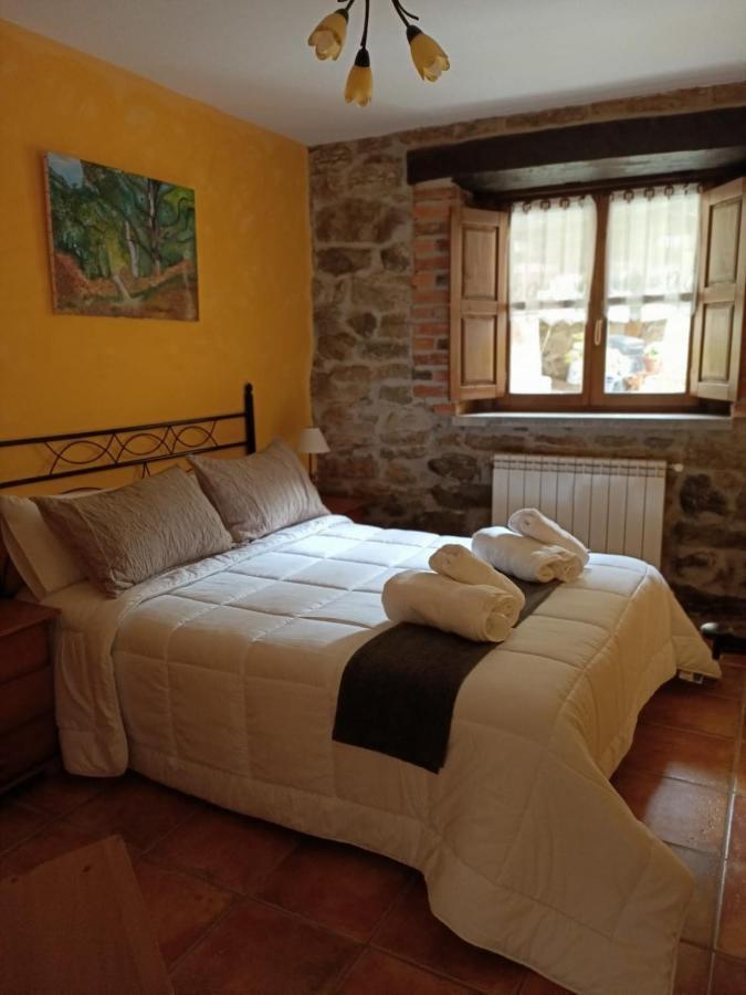 Carroceu Rural Apartment Onís Cameră foto